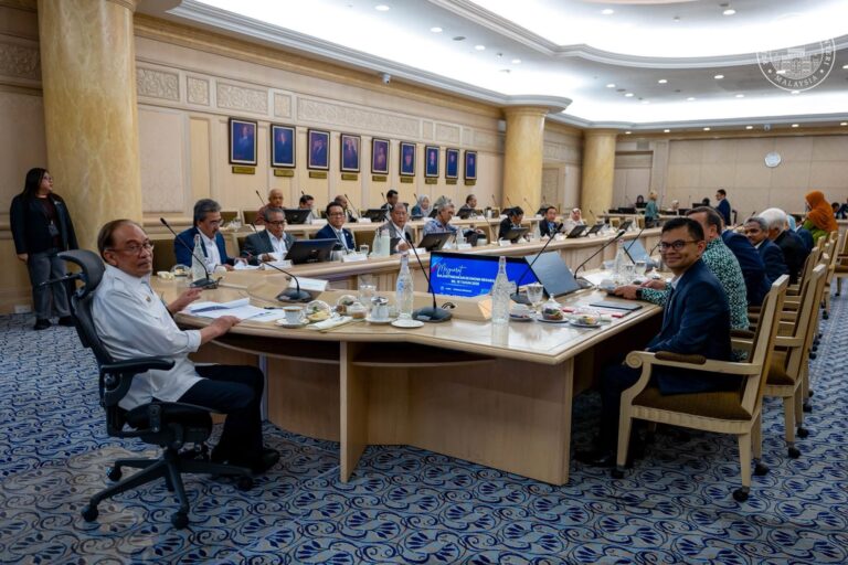 Pelaburan masuk, MTEN teliti mampukah tenaga dan air menampung pusat data?